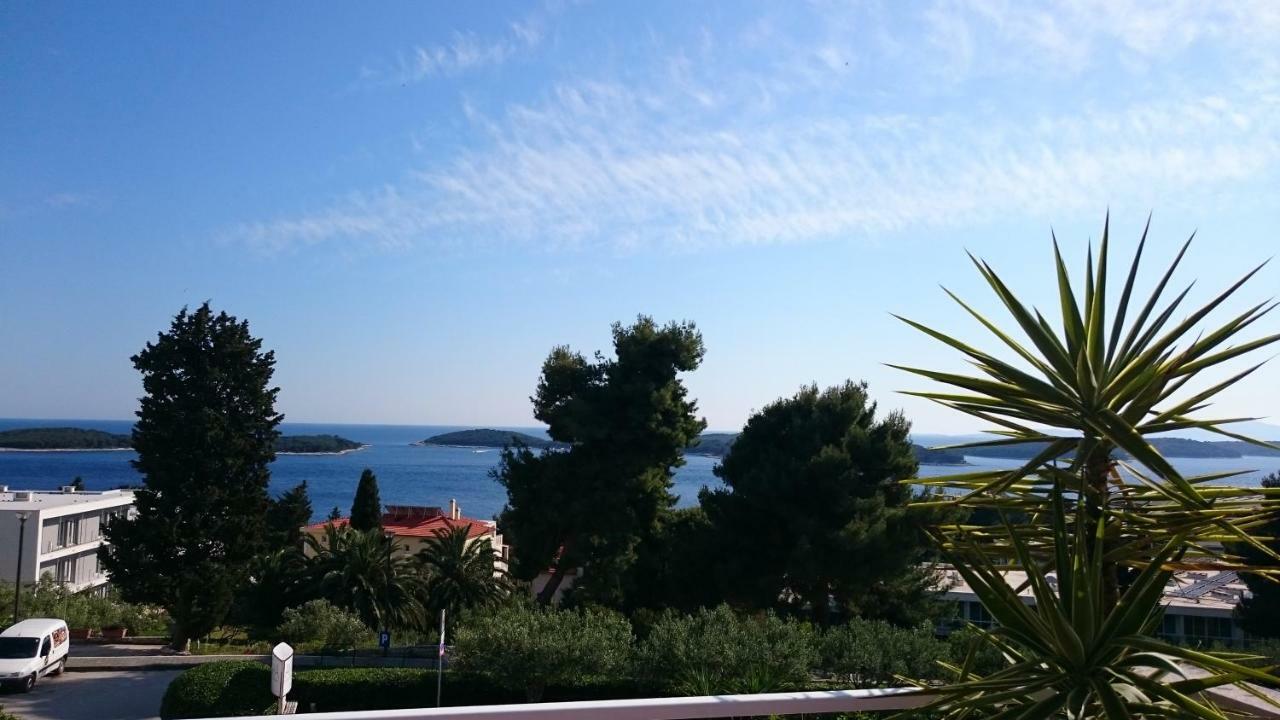 Apartments Mare Hvar Town Eksteriør bilde